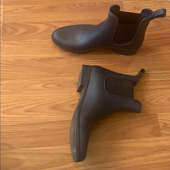 J.Crew Chelsea Rain Boots - Picture 2 of 4